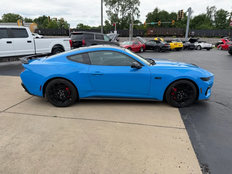 2025 Ford S650 Mustang GT - Image 4 of 12
