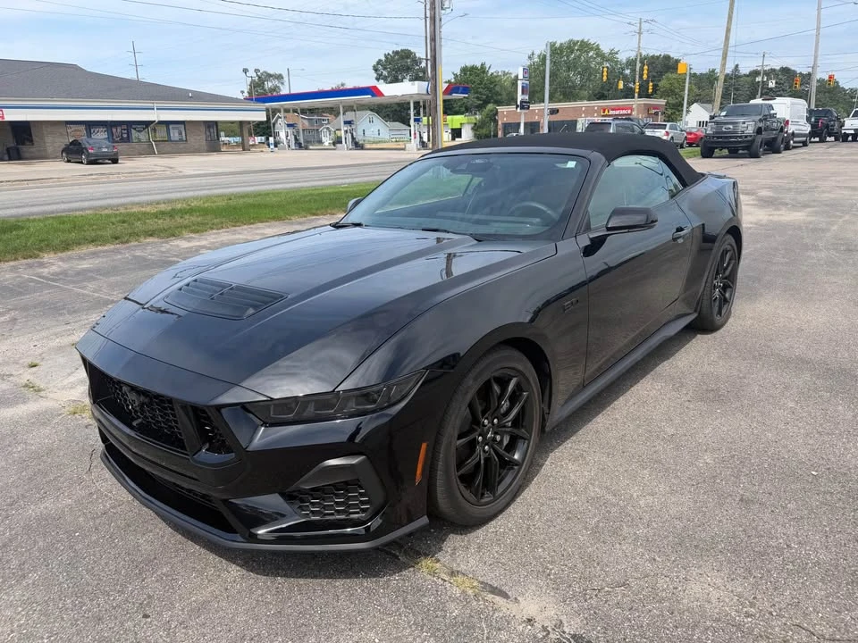 2025 Ford S650 Mustang GT - Image 2 of 9
