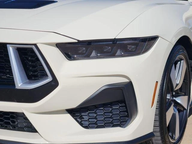 2025 Ford S650 Mustang GT - Image 8 of 19