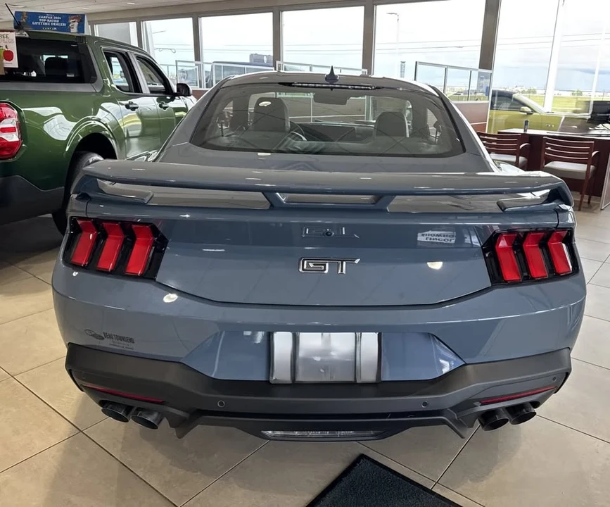 2025 Ford S650 Mustang - Image 10 of 17