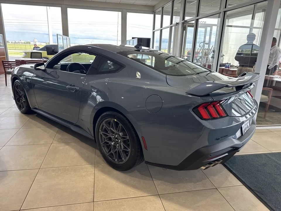 2025 Ford S650 Mustang - Image 16 of 17
