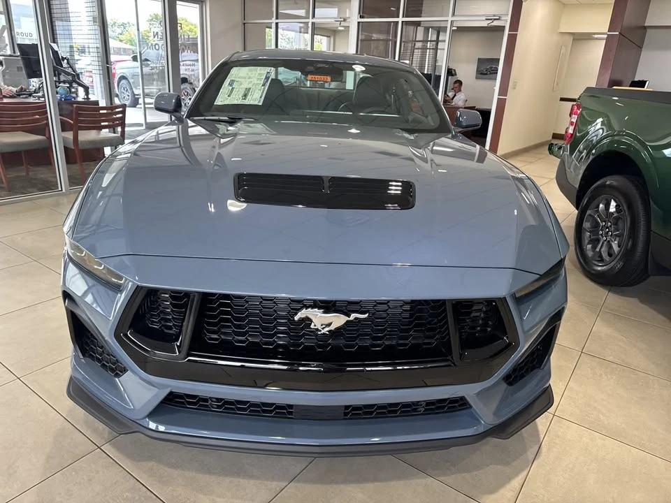 2025 Ford S650 Mustang - Image 9 of 17