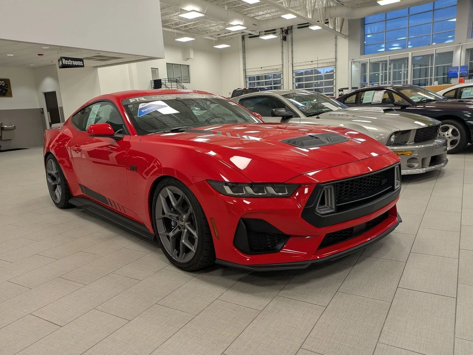 2025 Ford S650 Mustang - Image 2 of 21