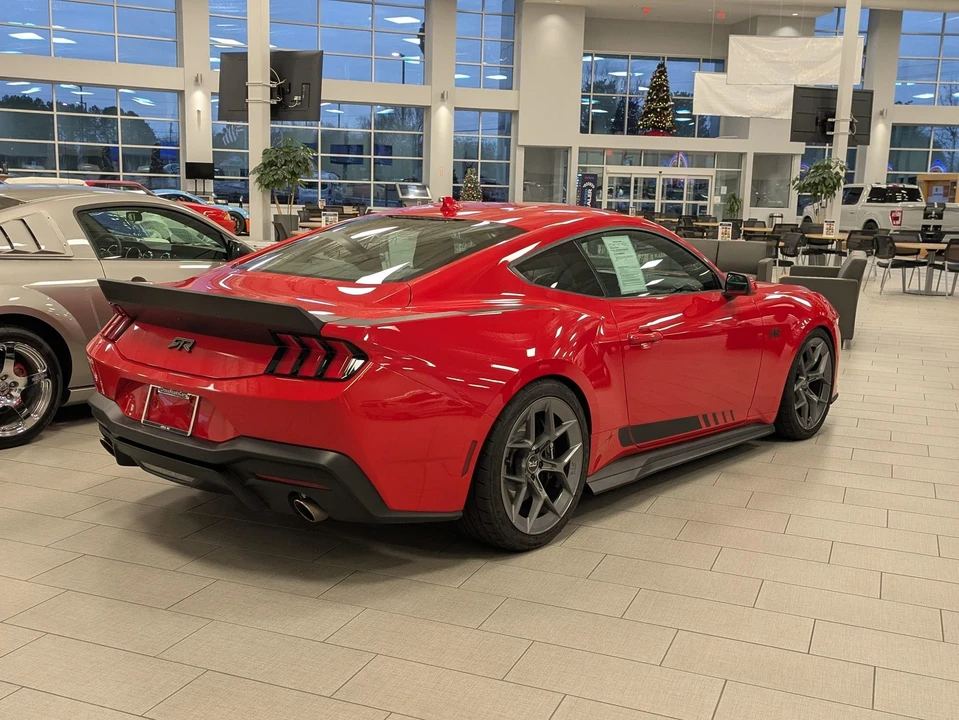 2025 Ford S650 Mustang - Image 4 of 12