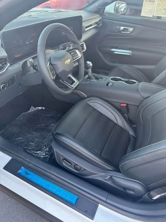 2025 Ford S650 Mustang - Image 7 of 10