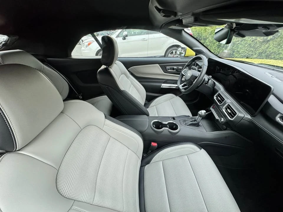 2025 Ford S650 Mustang - Image 2 of 3