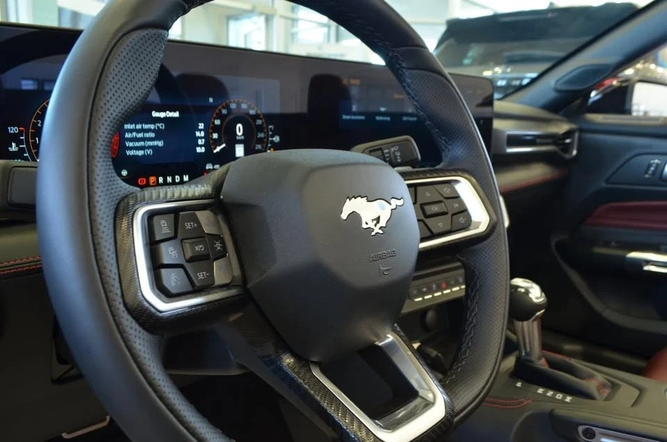 2025 Ford S650 Mustang - Image 11 of 13