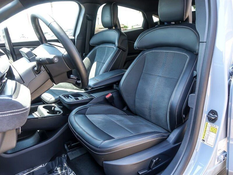 2025 Ford Mustang Mach-E - Image 12 of 20