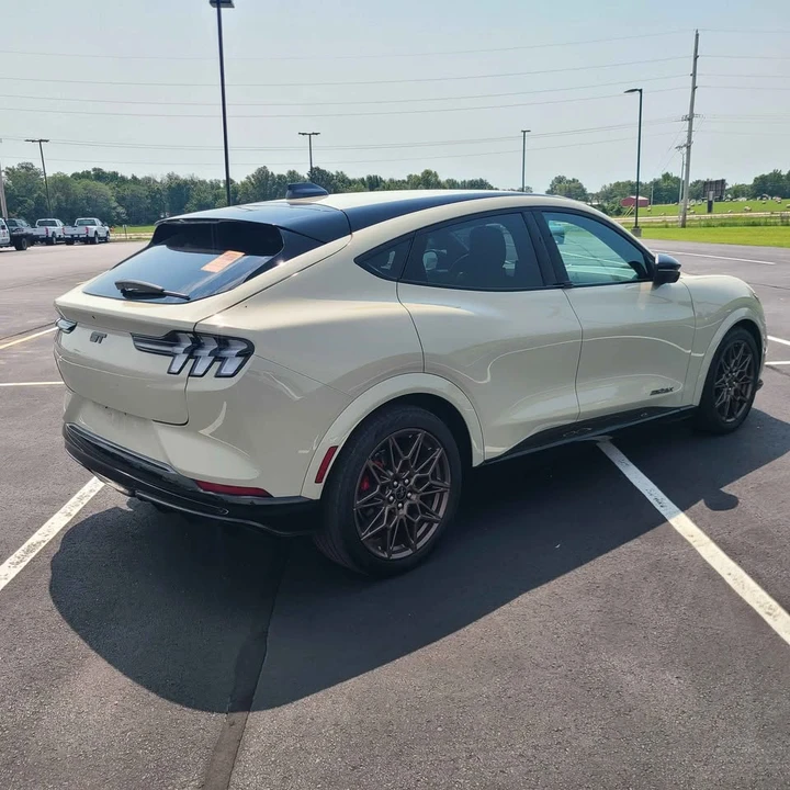 2025 Ford Mustang Mach-E - Image 4 of 12