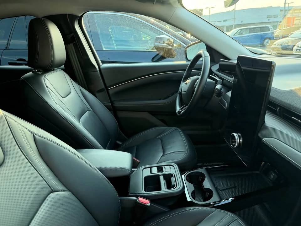 2025 Ford Mustang Mach-E - Image 2 of 5