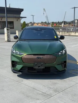 2025 Ford Mustang Mach-E Premium