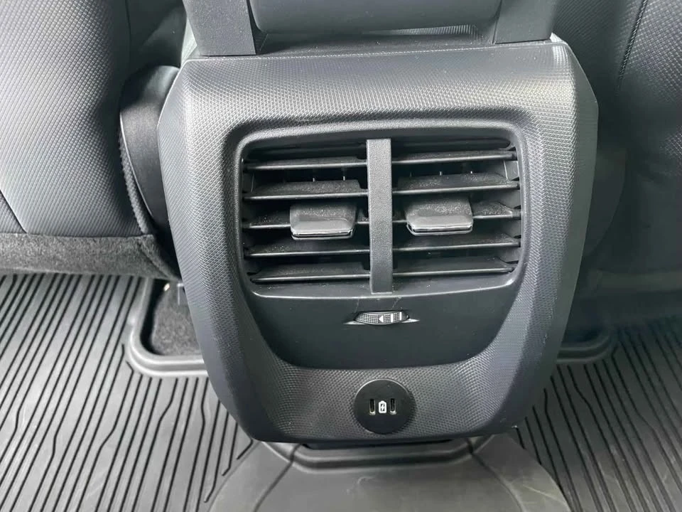 2025 Ford Mustang Mach-E - Image 10 of 18
