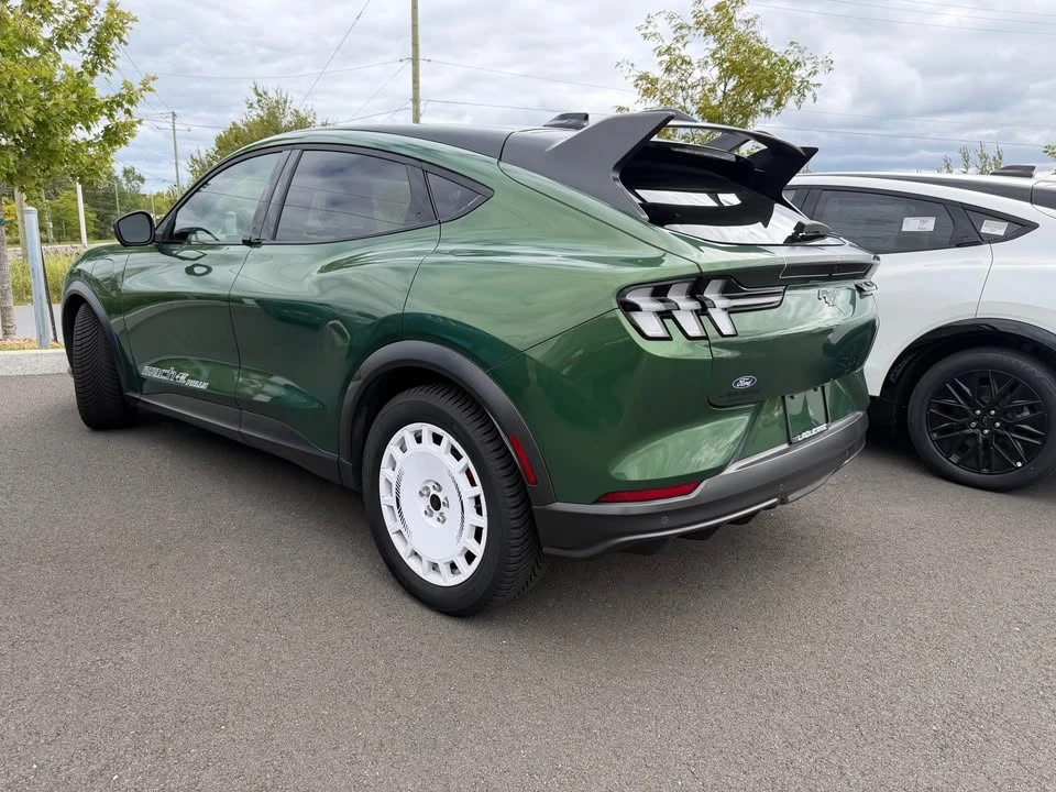 2025 Ford Mustang Mach-E - Image 4 of 9