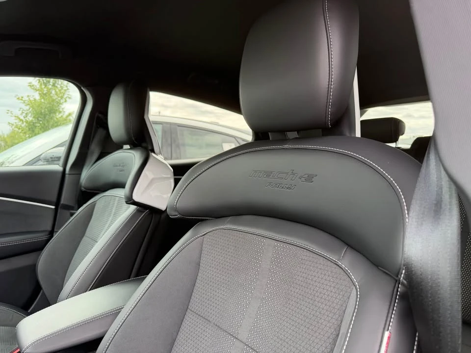 2025 Ford Mustang Mach-E - Image 6 of 9