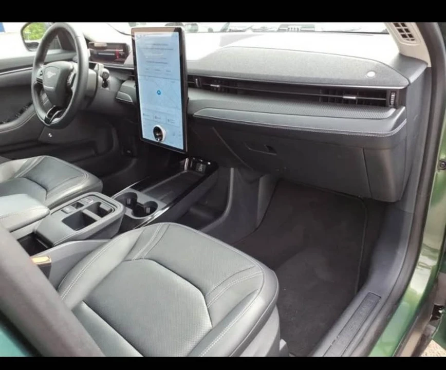 2025 Ford Mustang Mach-E - Image 9 of 15