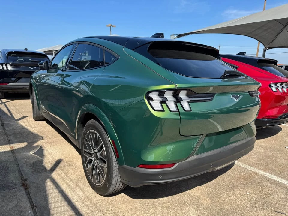 2025 Ford Mustang Mach-E - Image 6 of 9