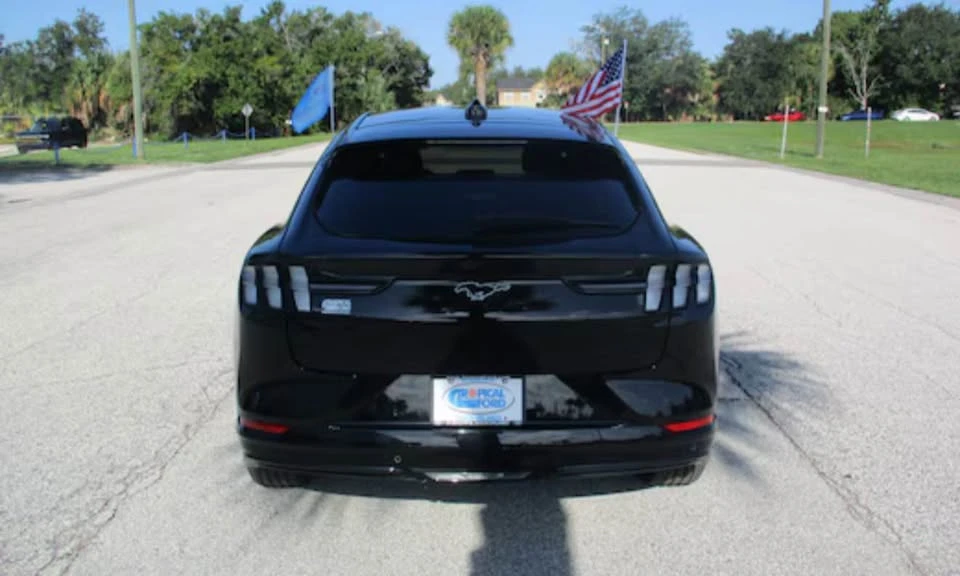 2025 Ford Mustang Mach-E - Image 6 of 13