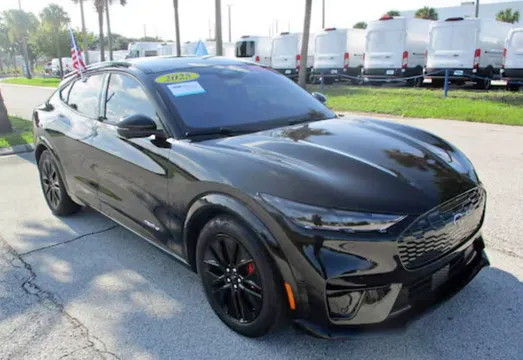 2025 Ford Mustang Mach-E Premium SUV