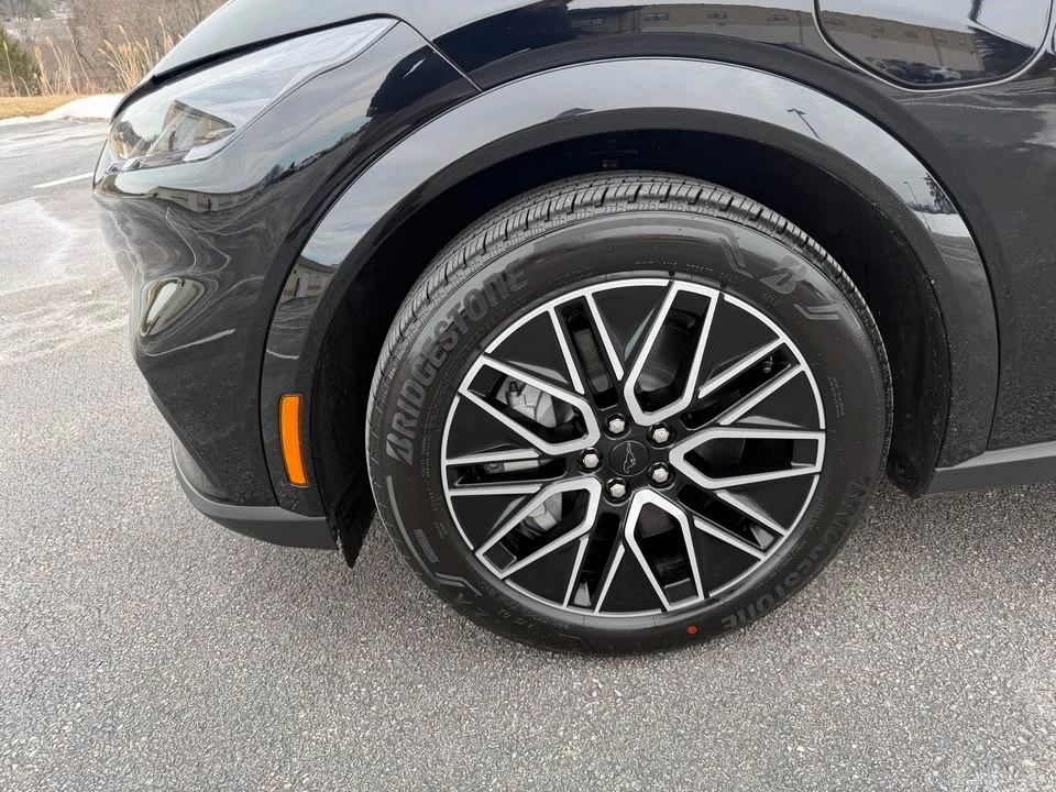 2025 Ford Mustang Mach-E - Image 2 of 18