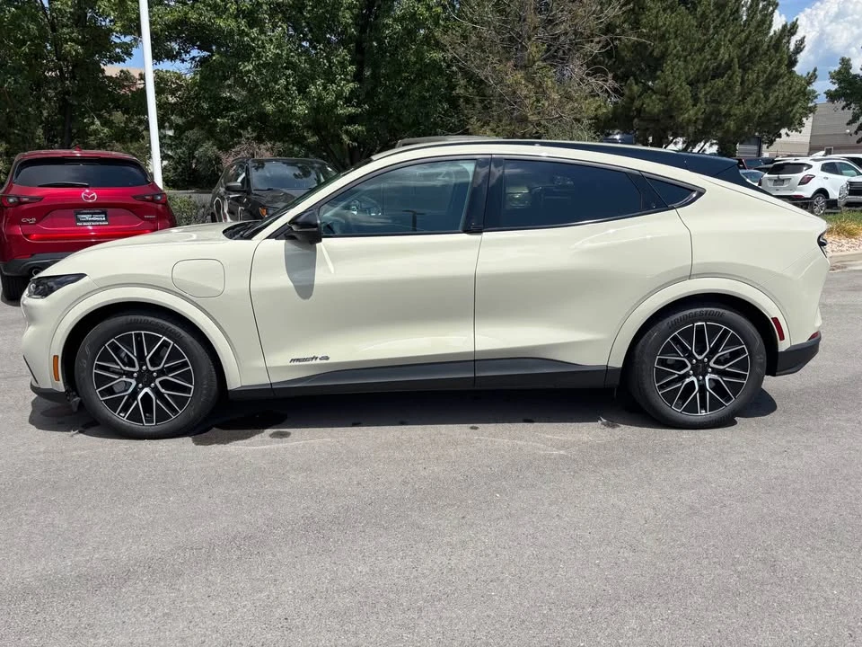 2025 Ford Mustang Mach-E - Image 2 of 15