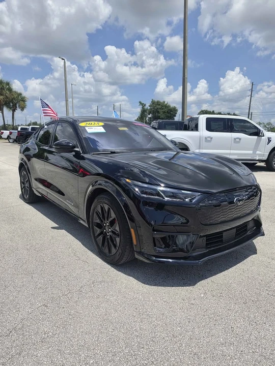 2025 Ford Mustang Mach-E - Image 7 of 14