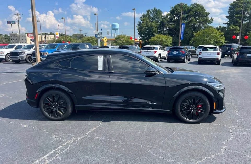 2025 Ford Mustang Mach-E - Image 2 of 11