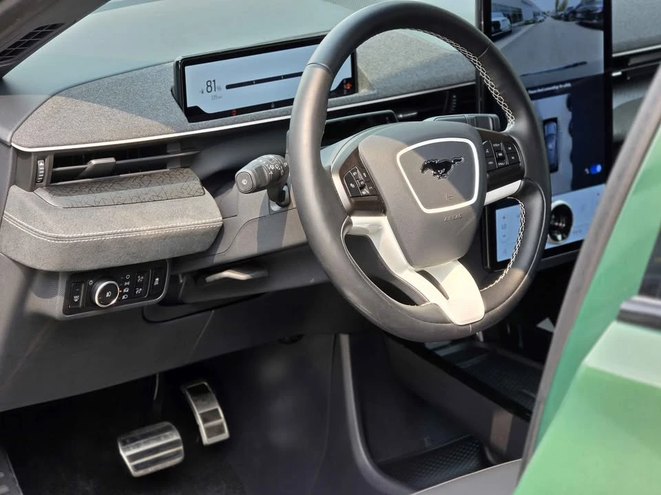 2025 Ford Mustang Mach-E - Image 12 of 18