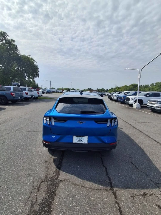 2025 Ford Mustang Mach-E - Image 3 of 10