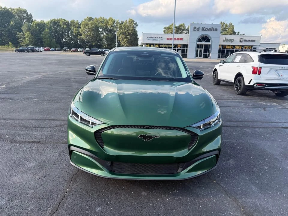 2025 Ford Mustang Mach-E - Image 2 of 19