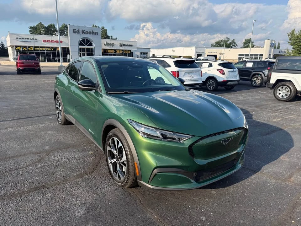 2025 Ford Mustang Mach-E - Image 3 of 19