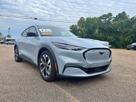 2025 Ford Mustang Mach-E Select Sport Utility 4D