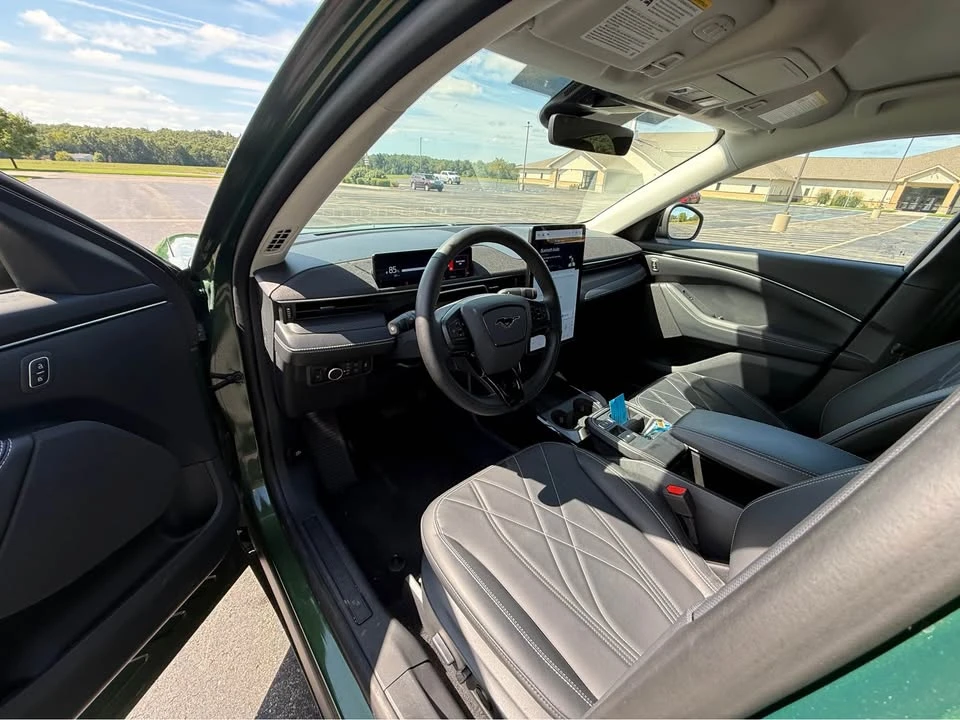 2025 Ford Mustang Mach-E - Image 10 of 18