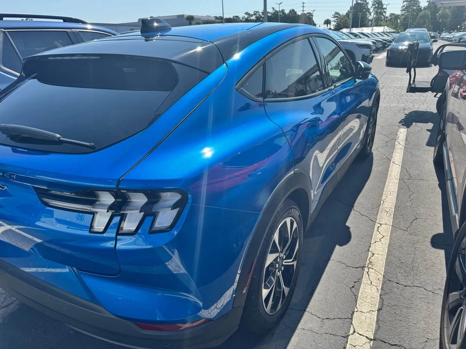 2025 Ford Mustang Mach-E - Image 9 of 9