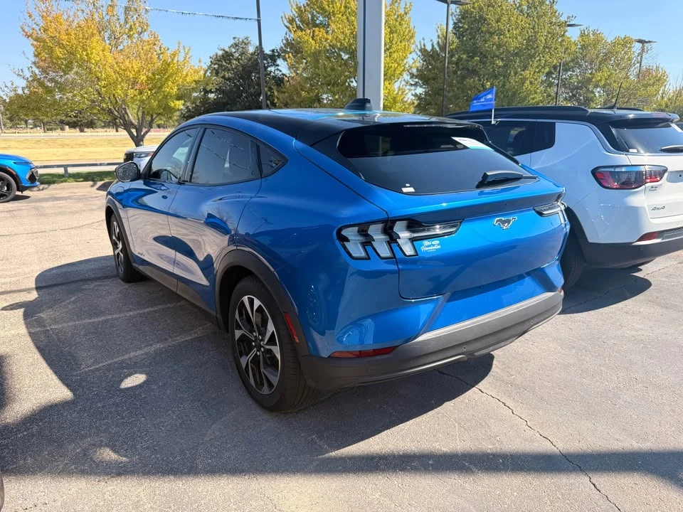 2025 Ford Mustang Mach-E - Image 4 of 6