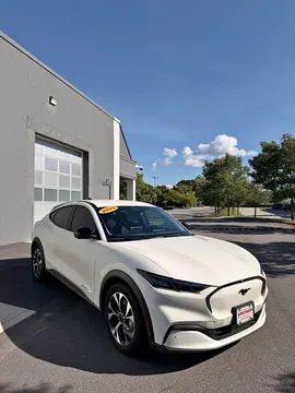 2025 Ford Mustang Mach-E Select Sport Utility 4D