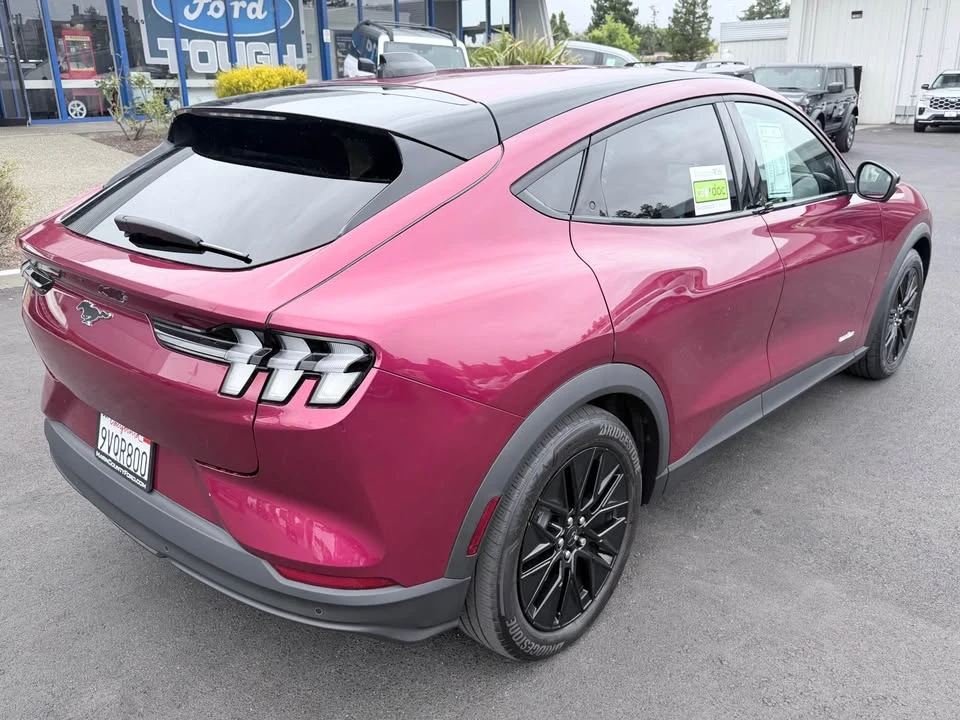 2025 Ford Mustang Mach-E - Image 4 of 12