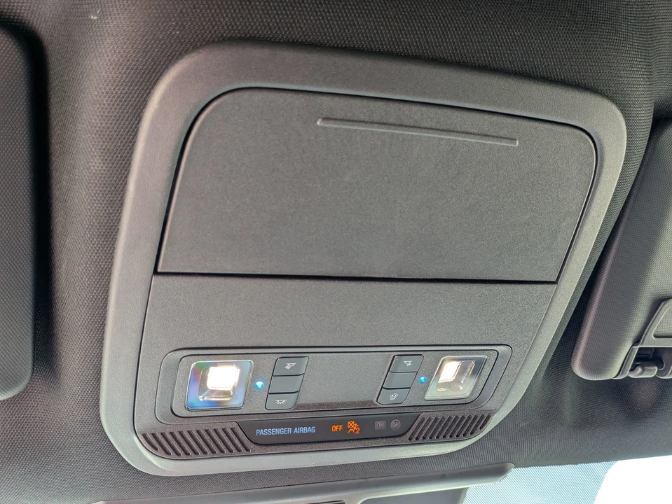 2025 Ford Mustang Mach-E - Image 28 of 31