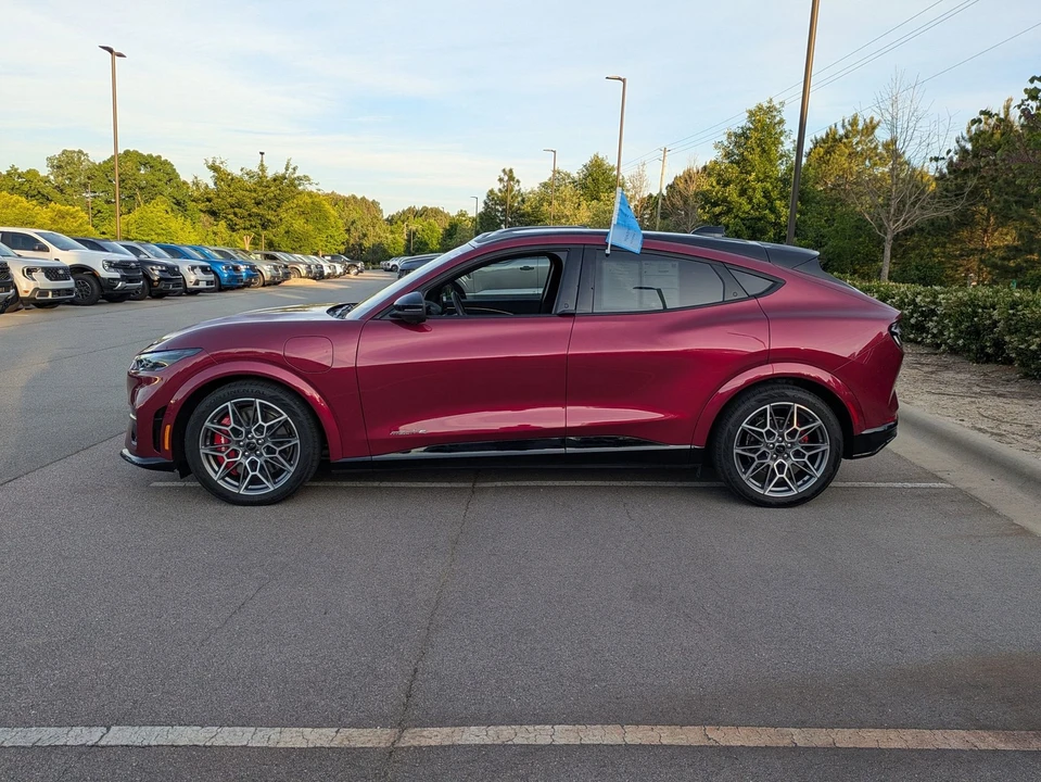 2025 Ford Mustang Mach-E - Image 7 of 31