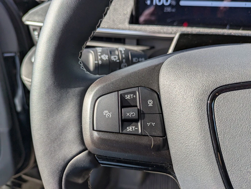 2025 Ford Mustang Mach-E - Image 19 of 31