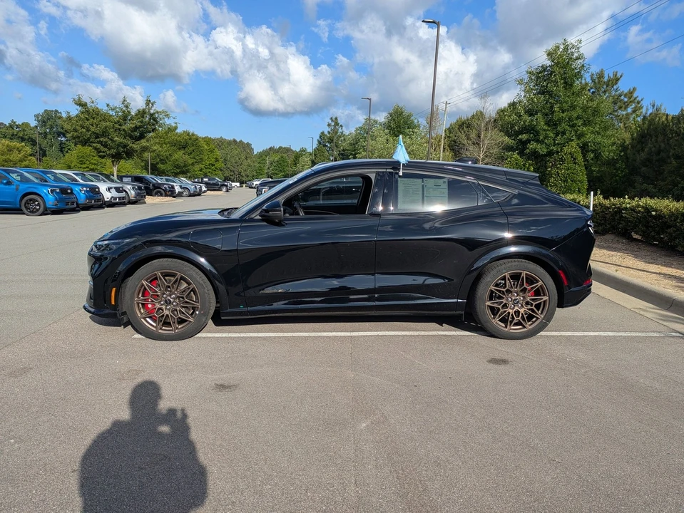 2025 Ford Mustang Mach-E - Image 7 of 31