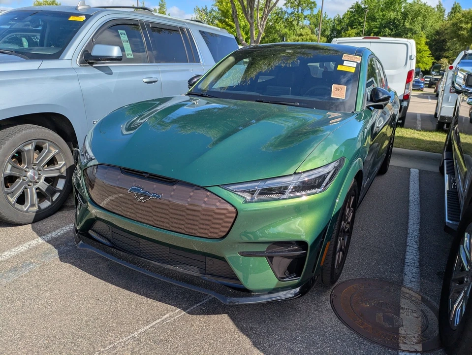 2025 Ford Mustang Mach-E - Image 3 of 4