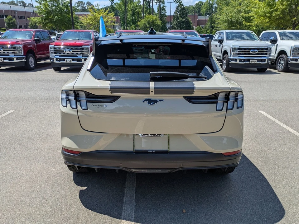 2025 Ford Mustang Mach-E - Image 5 of 31