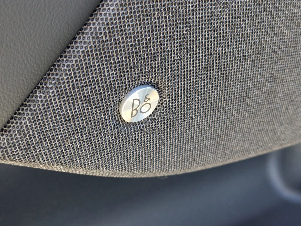 2025 Ford Mustang Mach-E - Image 15 of 21
