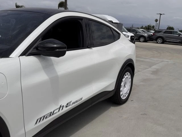 2025 Ford Mustang Mach-E - Image 9 of 12