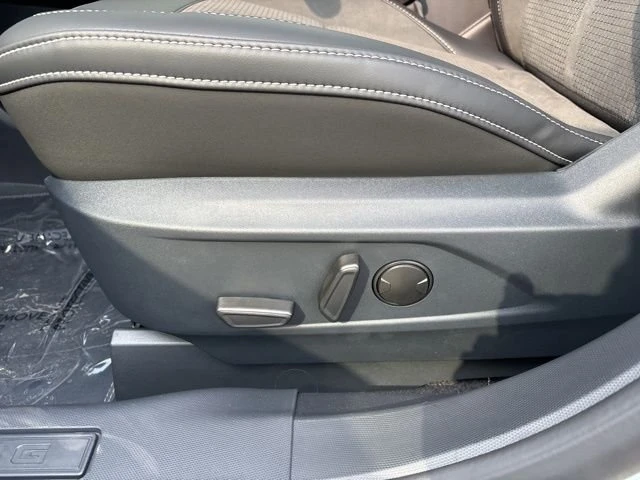 2025 Ford Mustang Mach-E - Image 13 of 20