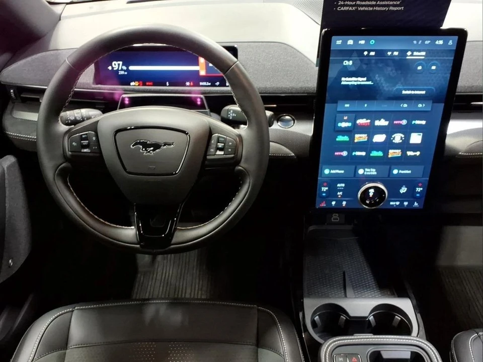 2025 Ford Mustang Mach-E - Image 7 of 28