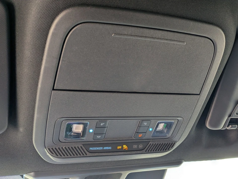 2025 Ford Mustang Mach-E - Image 28 of 31