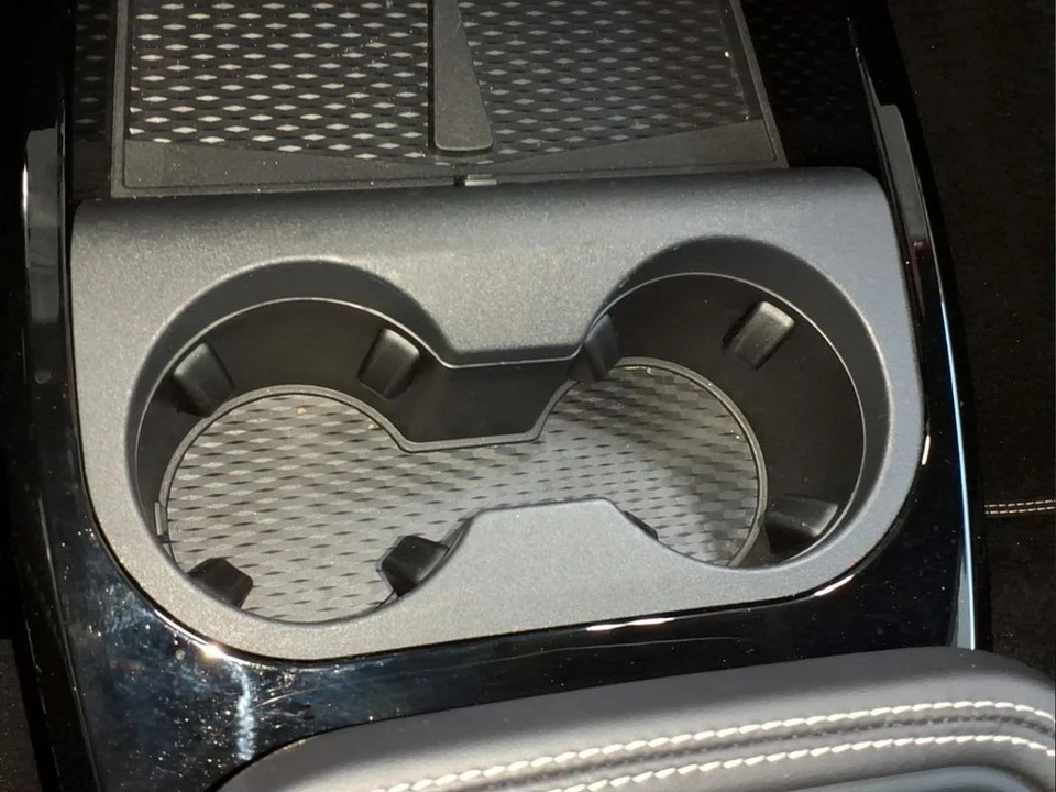 2025 Ford Mustang Mach-E - Image 12 of 27