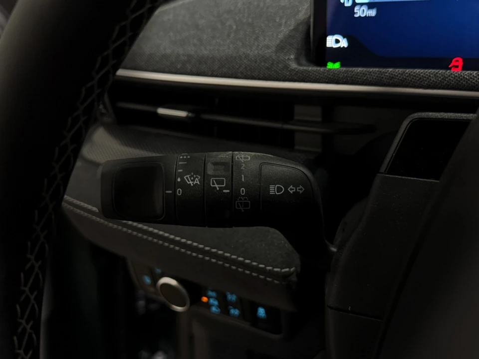 2025 Ford Mustang Mach-E - Image 9 of 12
