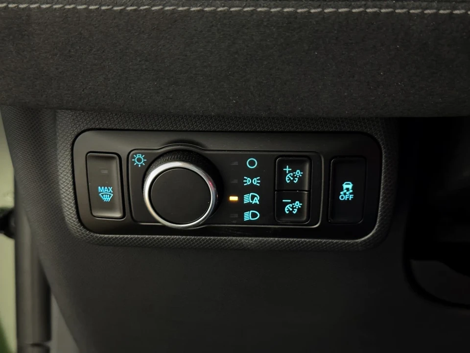 2025 Ford Mustang Mach-E - Image 12 of 21